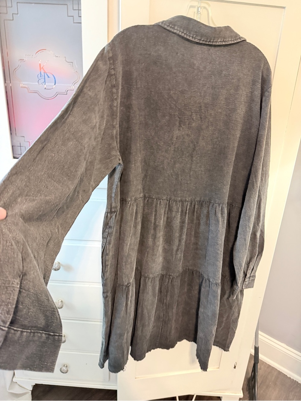 ODDY Washed Charcoal Button-Front Tiered Midi Dress - Picture 8 of 10